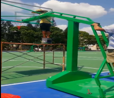 柳州柳邕高級中學移動籃球架安裝