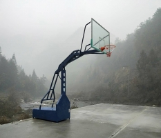 北海市資源籃球架安裝完成
